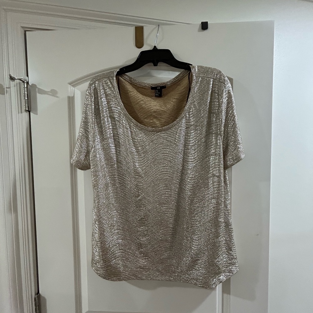 H &M Women’s top size M